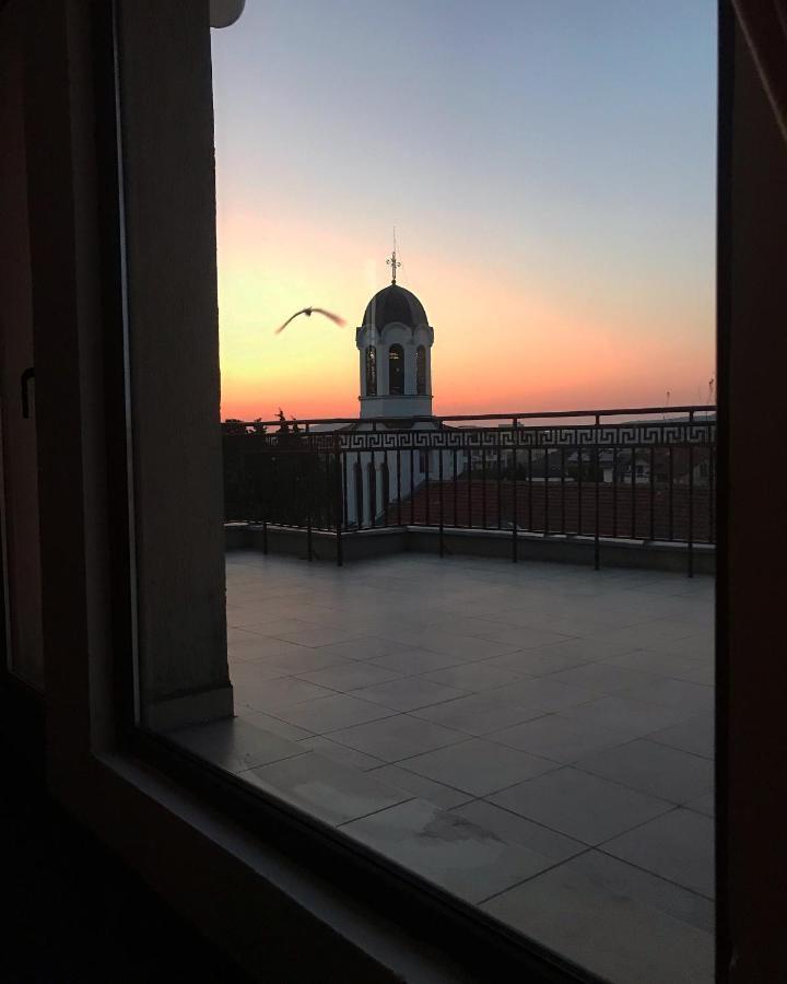Family Hotel Friends Primorsko Exterior photo